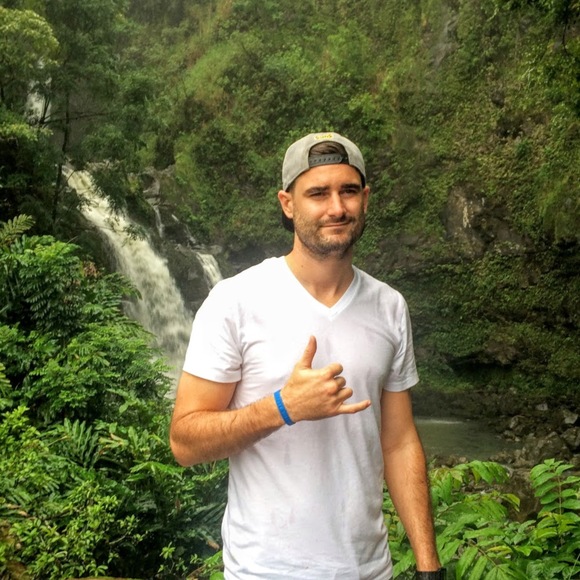 Meet your Posher, Kyle - Picture 1 of 1